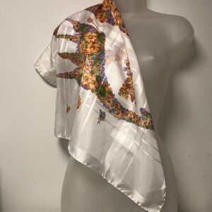 VTG Mr Emperor Playful Giraffe Floral Design 100% polyester Square Scarf Shawl